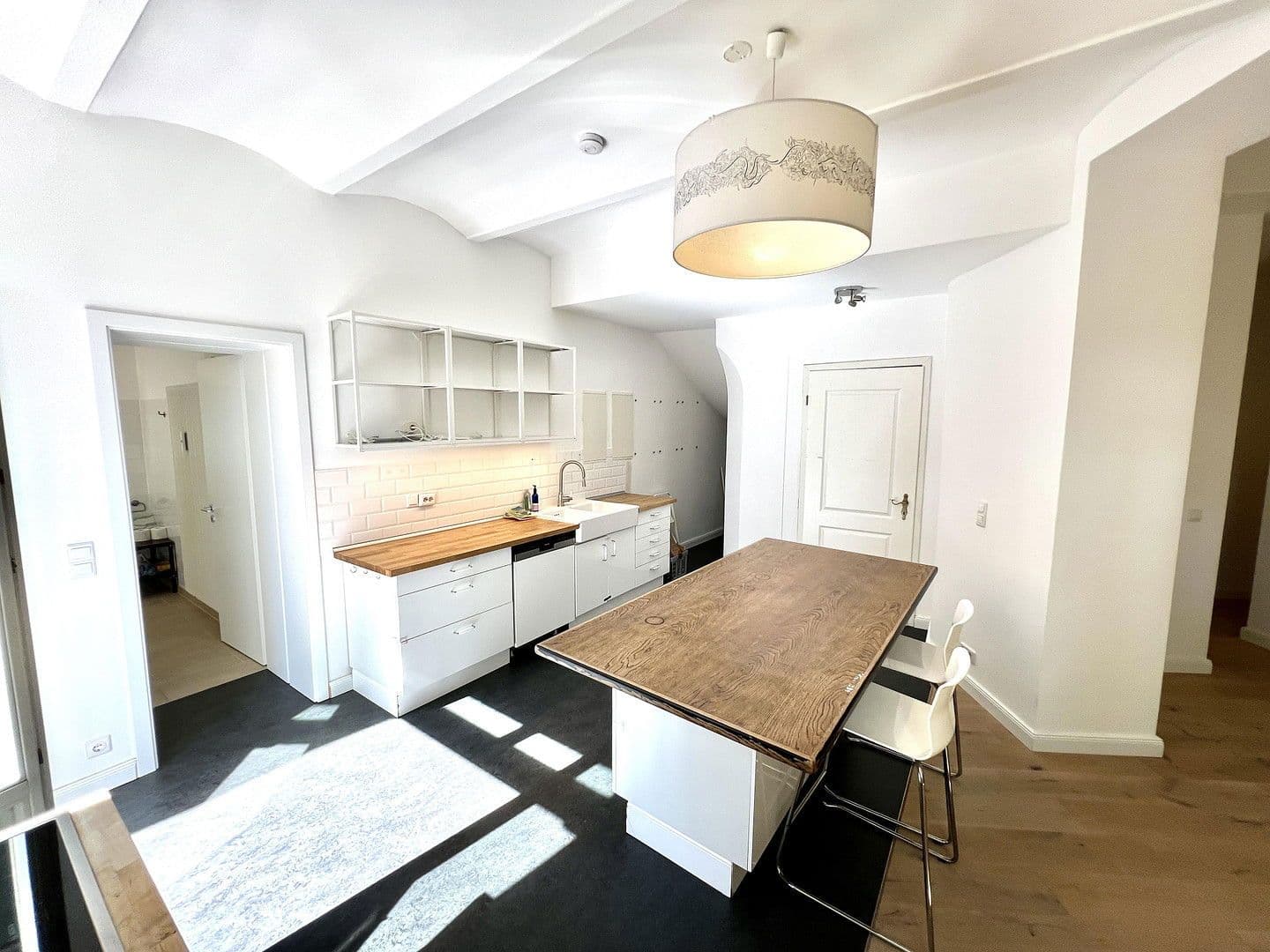 Prodej bytu 6+1 219 m², Berlin, Berlín Prodej bytu 6+1 219 m², Berlin, Berlín