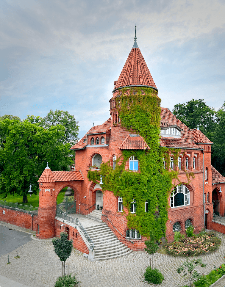 Prodej bytu 6+1 219 m², Berlin, Berlín Prodej bytu 6+1 219 m², Berlin, Berlín