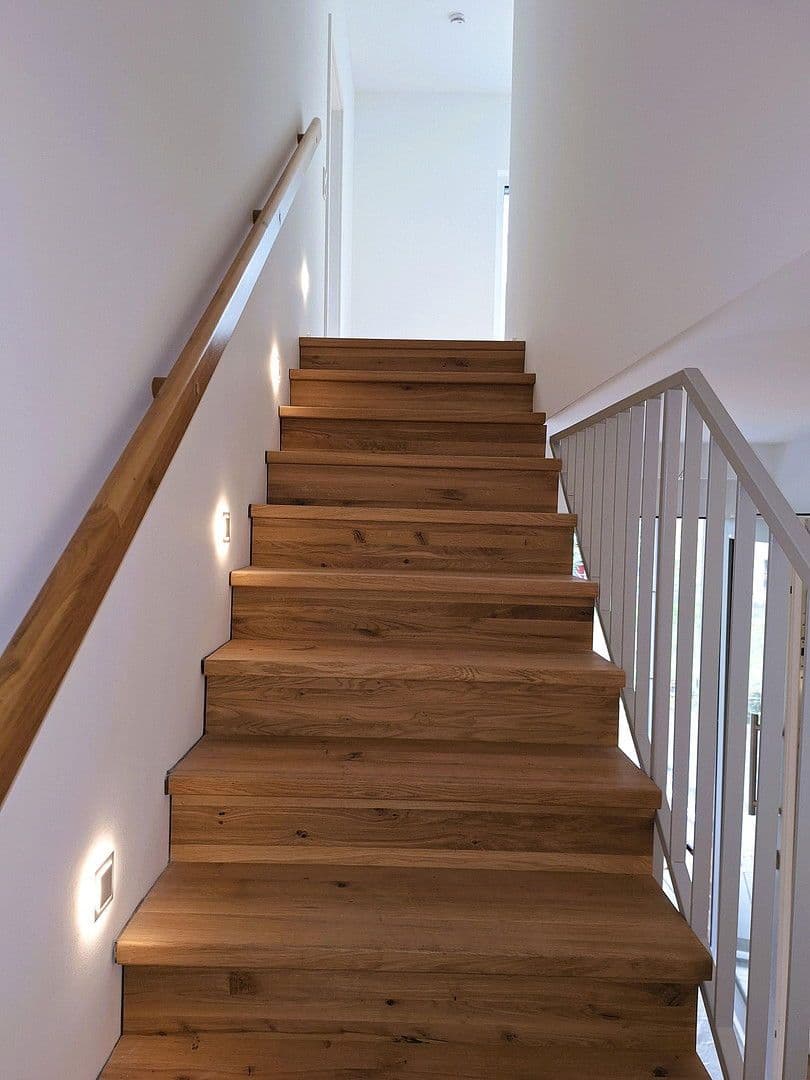 Prodej bytu 3+1 115 m², Halle, Sasko-Anhaltsko Prodej bytu 3+1 115 m², Halle, Sasko-Anhaltsko