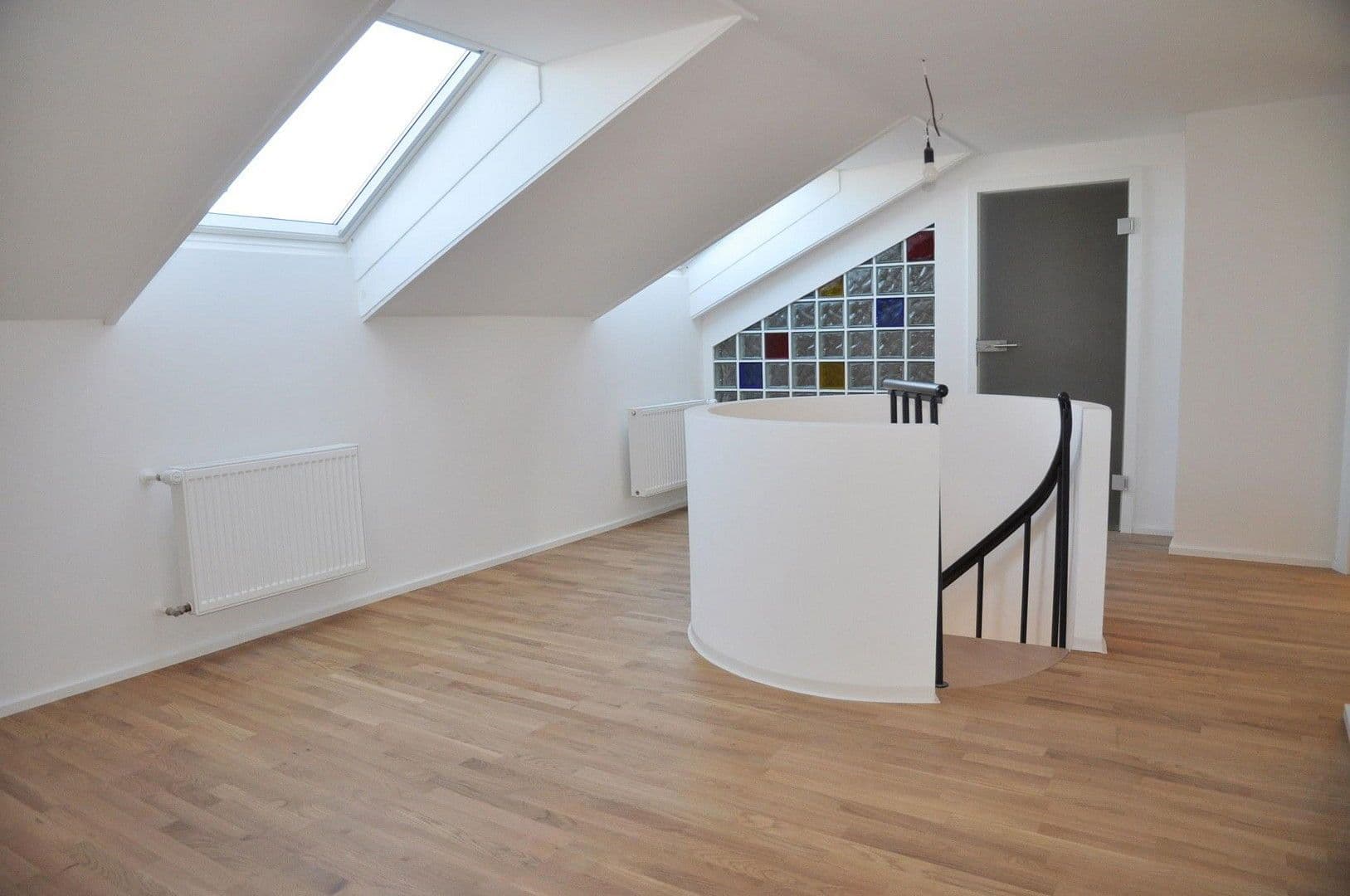 Prodej bytu 4+1 111 m², Milbertshofen - München, Bavorsko Prodej bytu 4+1 111 m², Milbertshofen - München, Bavorsko