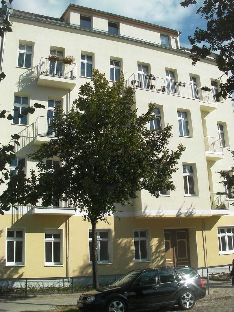 Prodej domu 1.485 m², Berlin, Berlín Prodej domu 1.485 m², Berlin, Berlín