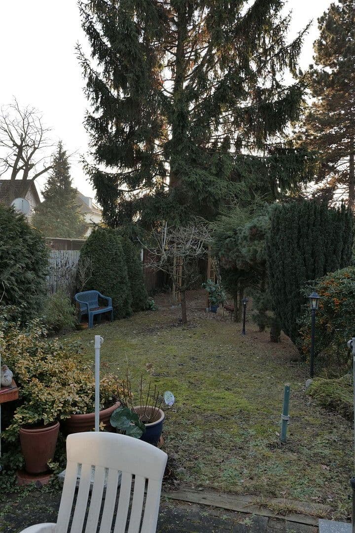 Prodej domu 120 m², pozemek 341 m², Krokusstraße 14, Berlin-Rudow, Berlín Prodej domu 120 m², pozemek 341 m², Krokusstraße 14, Berlin-Rudow, Berlín