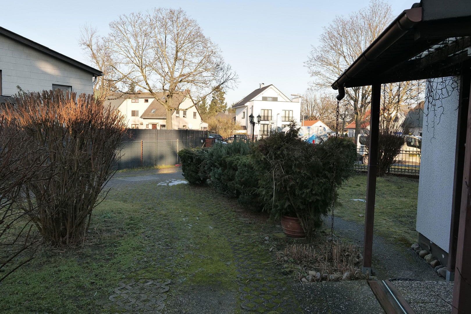 Prodej domu 120 m², pozemek 341 m², Krokusstraße 14, Berlin-Rudow, Berlín Prodej domu 120 m², pozemek 341 m², Krokusstraße 14, Berlin-Rudow, Berlín