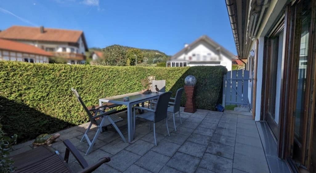 Prodej domu 170 m², pozemek 806 m², Wehingen, Bádensko-Württembersko Prodej domu 170 m², pozemek 806 m², Wehingen, Bádensko-Württembersko