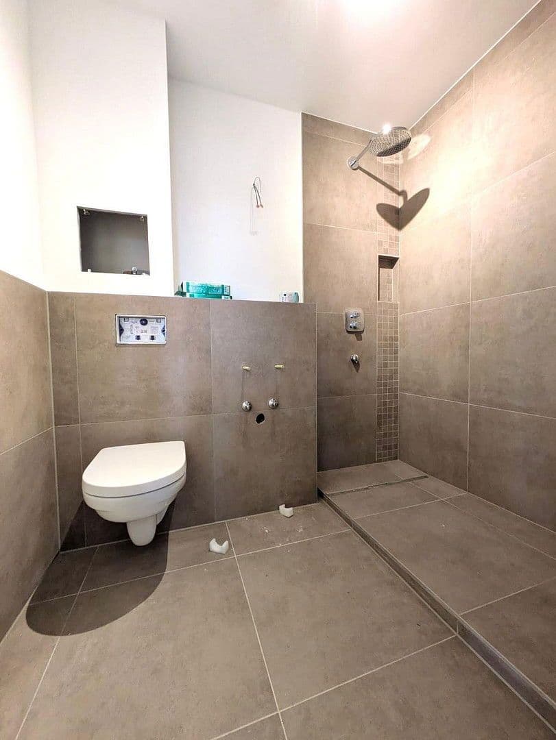 Pronájem bytu 3+1 70 m², Denninger Str. 202, München, Bavorsko Pronájem bytu 3+1 70 m², Denninger Str. 202, München, Bavorsko