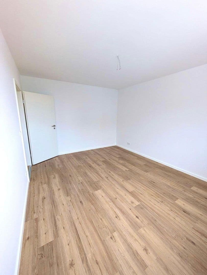 Pronájem bytu 3+1 70 m², Denninger Str. 202, München, Bavorsko Pronájem bytu 3+1 70 m², Denninger Str. 202, München, Bavorsko