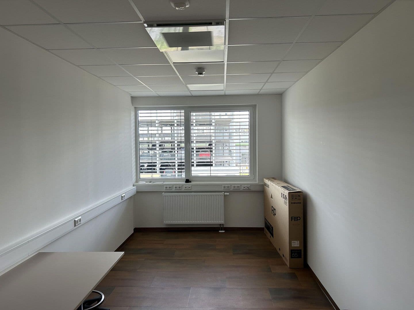 Pronájem kanceláře 742 m², Jena, Durynsko Pronájem kanceláře 742 m², Jena, Durynsko