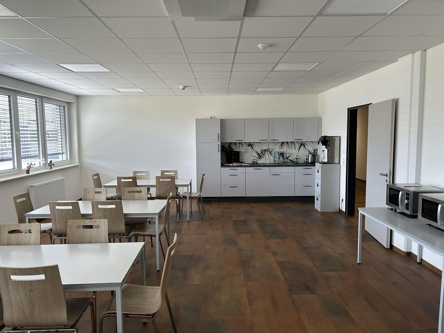 Pronájem kanceláře 742 m², Jena, Durynsko Pronájem kanceláře 742 m², Jena, Durynsko