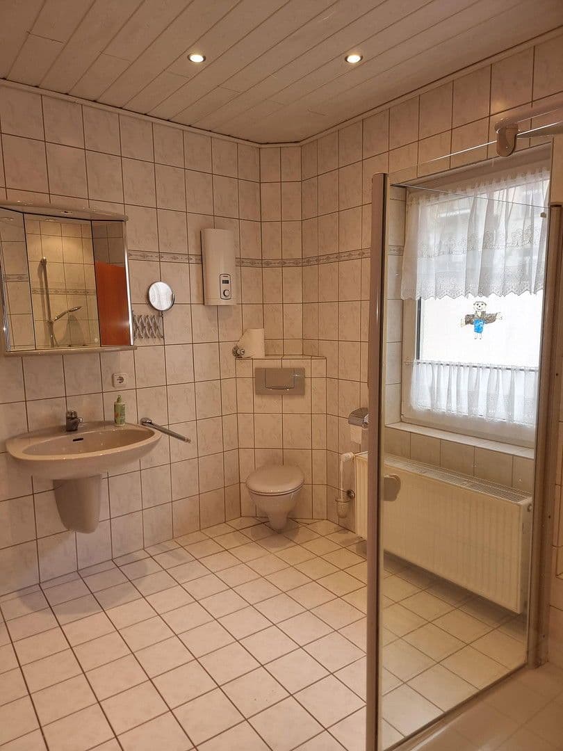 Prodej domu 110 m², pozemek 133 m², Friedrichstraße 44, Mainz-Kostheim, Hessen Prodej domu 110 m², pozemek 133 m², Friedrichstraße 44, Mainz-Kostheim, Hessen