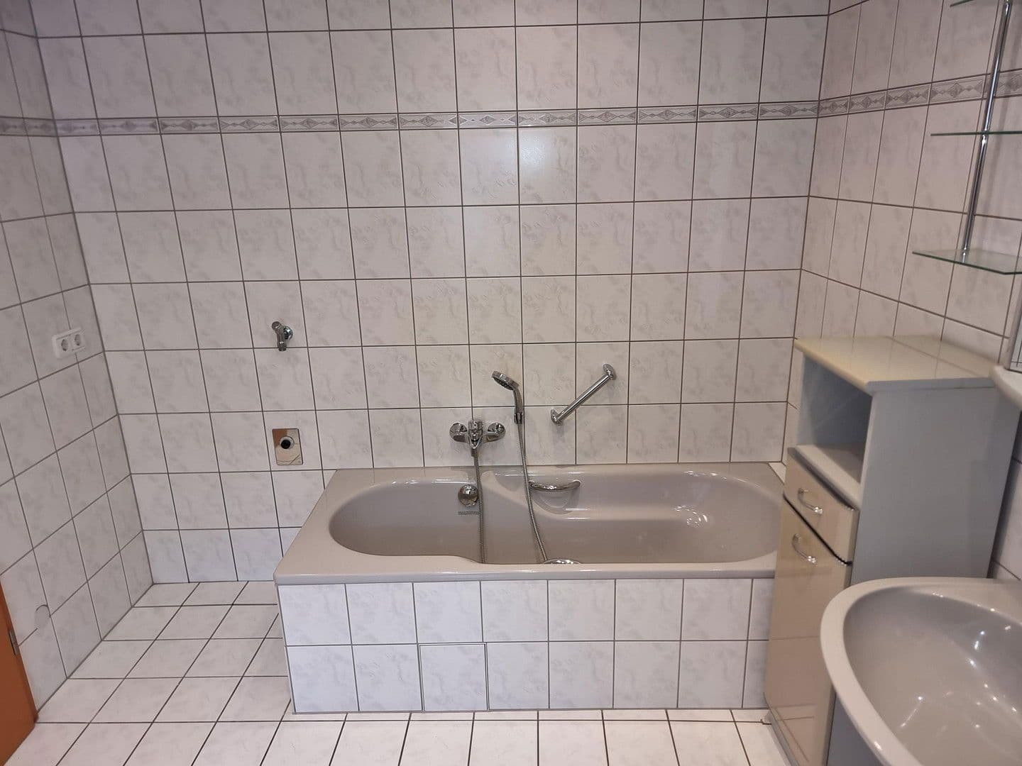 Prodej domu 110 m², pozemek 133 m², Friedrichstraße 44, Mainz-Kostheim, Hessen Prodej domu 110 m², pozemek 133 m², Friedrichstraße 44, Mainz-Kostheim, Hessen