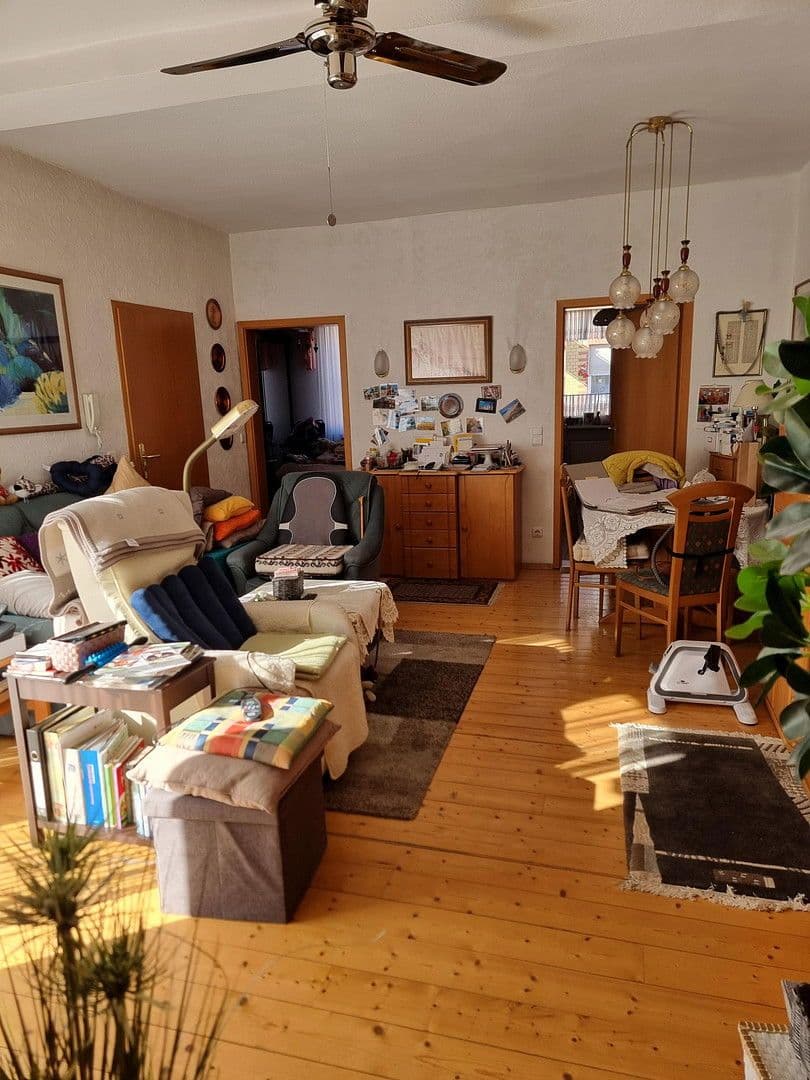 Prodej domu 110 m², pozemek 133 m², Friedrichstraße 44, Mainz-Kostheim, Hessen Prodej domu 110 m², pozemek 133 m², Friedrichstraße 44, Mainz-Kostheim, Hessen