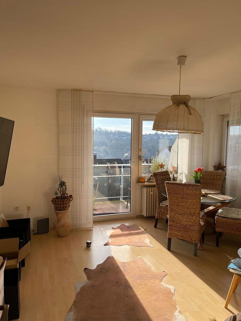 Pronájem bytu 3+1 72 m², Akazienweg 28, Backnang, Bádensko-Württembersko Pronájem bytu 3+1 72 m², Akazienweg 28, Backnang, Bádensko-Württembersko