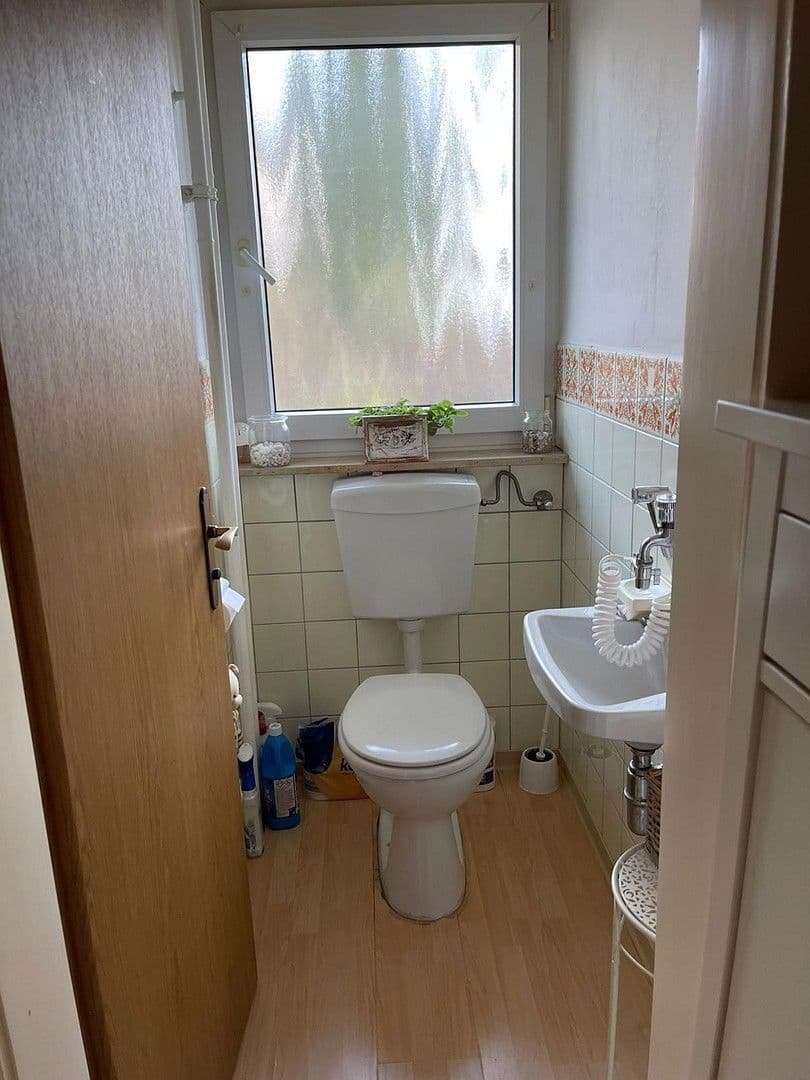 Pronájem bytu 3+1 72 m², Akazienweg 28, Backnang, Bádensko-Württembersko Pronájem bytu 3+1 72 m², Akazienweg 28, Backnang, Bádensko-Württembersko