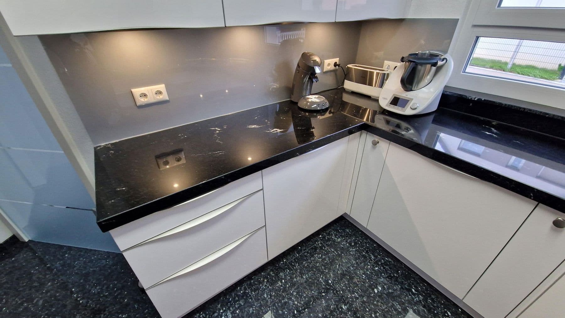 Prodej domu 136 m², pozemek 203 m², Holderweg 28, Nürtingen, Bádensko-Württembersko Prodej domu 136 m², pozemek 203 m², Holderweg 28, Nürtingen, Bádensko-Württembersko