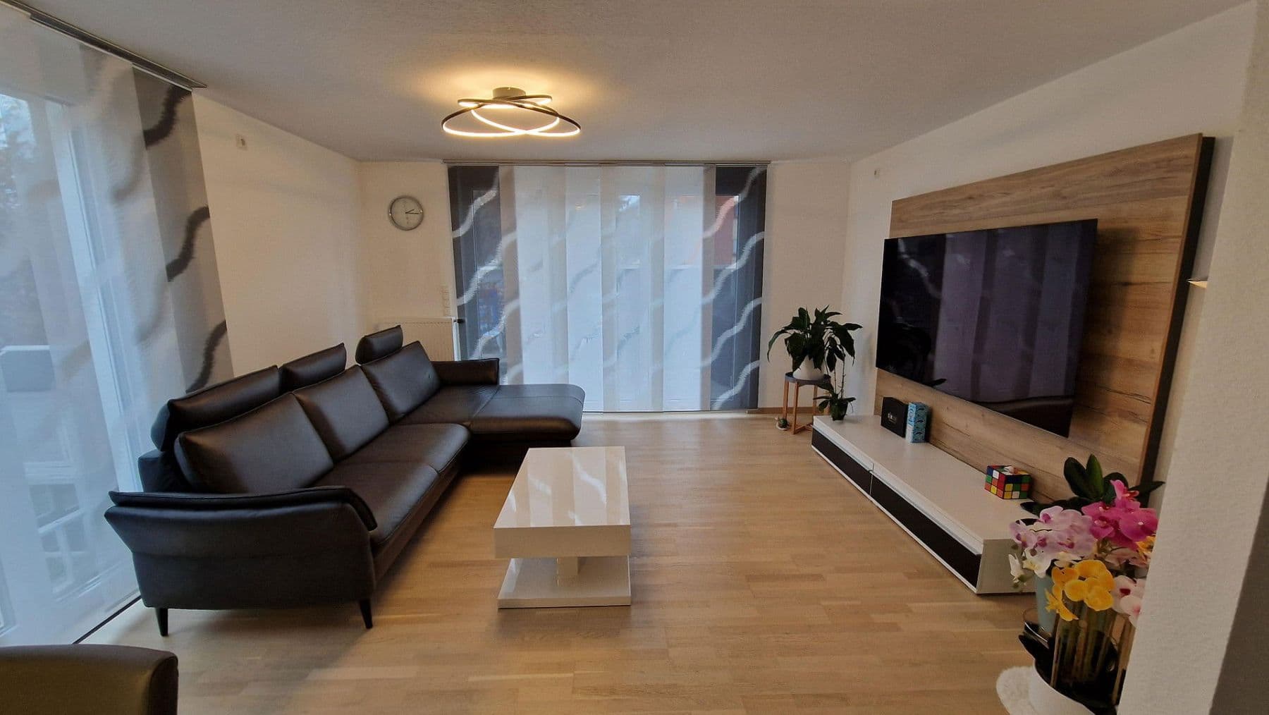 Prodej domu 136 m², pozemek 203 m², Holderweg 28, Nürtingen, Bádensko-Württembersko Prodej domu 136 m², pozemek 203 m², Holderweg 28, Nürtingen, Bádensko-Württembersko