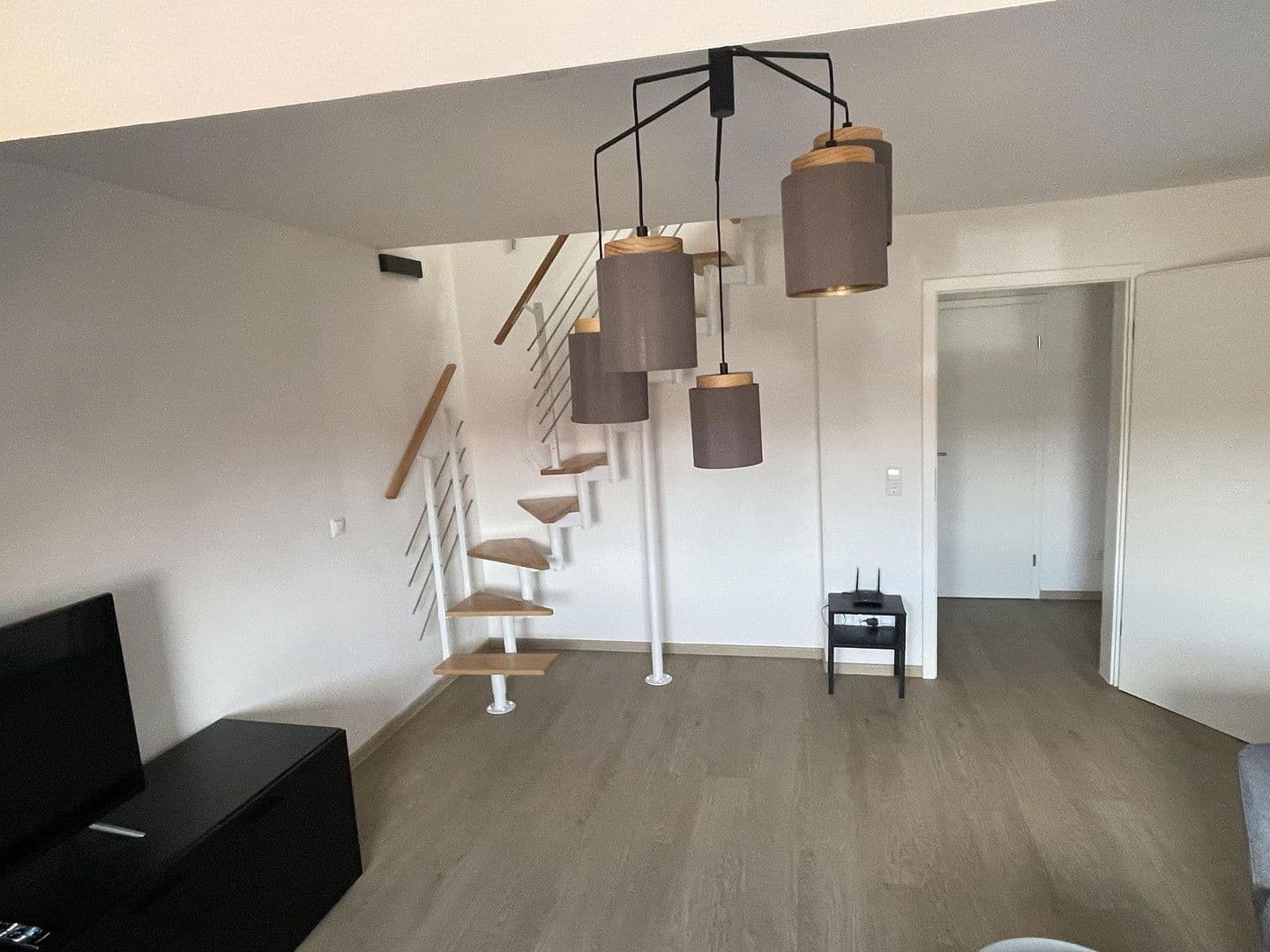 Pronájem bytu 3+1 85 m², Sankt-Gallus-Straße 23, Ludwigshafen am Rhein, Porýní-Falc Pronájem bytu 3+1 85 m², Sankt-Gallus-Straße 23, Ludwigshafen am Rhein, Porýní-Falc