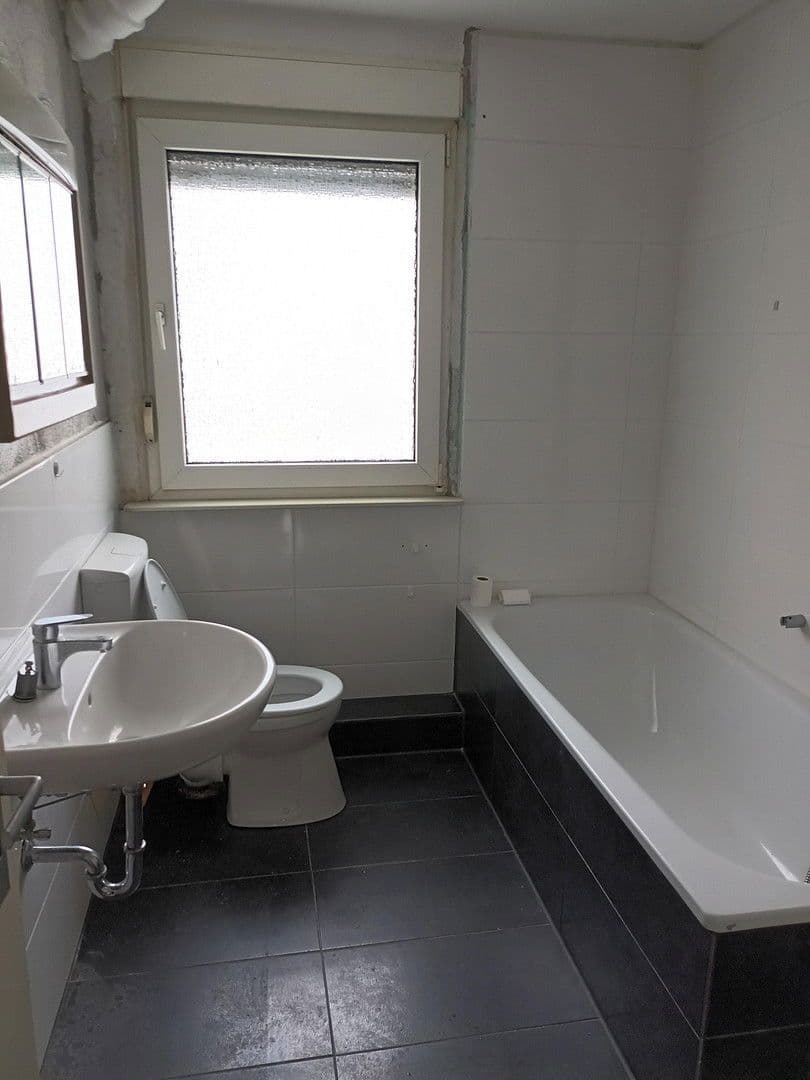 Pronájem bytu 4+1 100 m², Dankelsbachstraße 15, Pirmasens, Porýní-Falc Pronájem bytu 4+1 100 m², Dankelsbachstraße 15, Pirmasens, Porýní-Falc