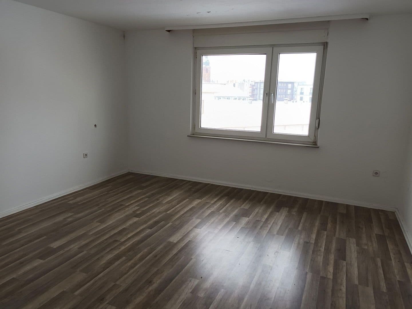 Pronájem bytu 4+1 100 m², Dankelsbachstraße 15, Pirmasens, Porýní-Falc Pronájem bytu 4+1 100 m², Dankelsbachstraße 15, Pirmasens, Porýní-Falc