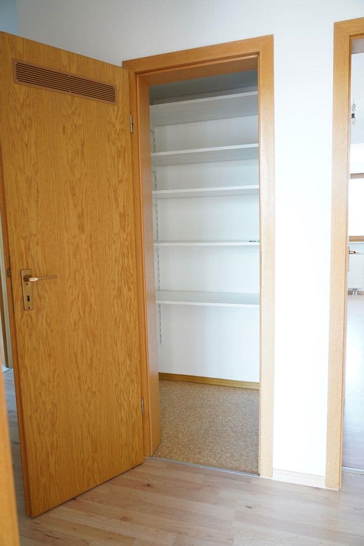 Prodej bytu 3+1 78 m², Kitzingen, Bavorsko Prodej bytu 3+1 78 m², Kitzingen, Bavorsko