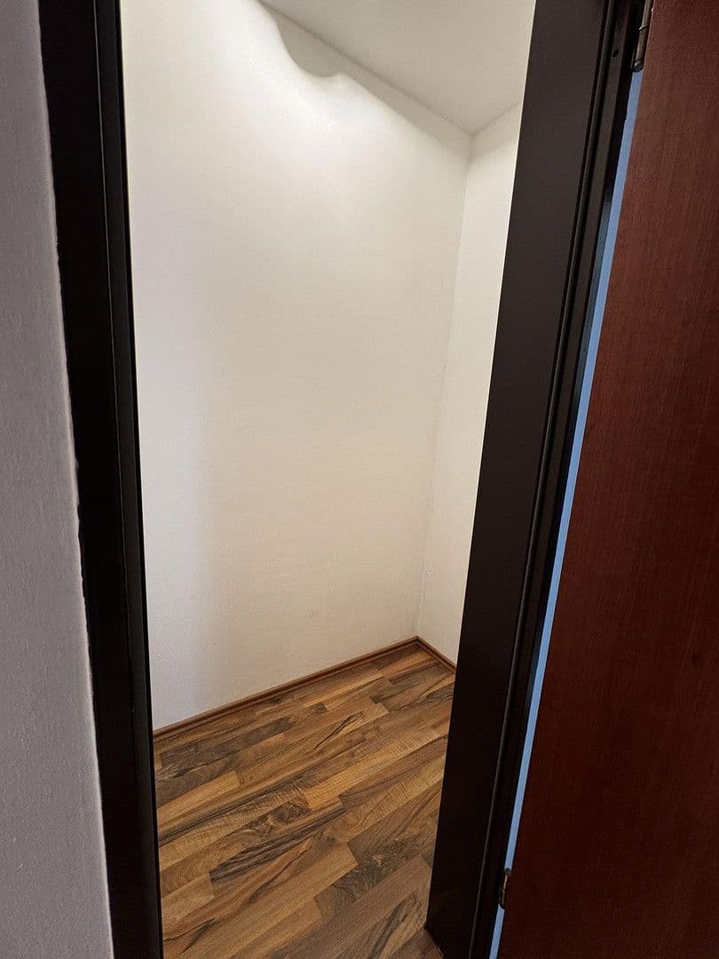 Pronájem bytu 3+1 85 m², Virchowstr. 2, Stadtbergen, Bavorsko Pronájem bytu 3+1 85 m², Virchowstr. 2, Stadtbergen, Bavorsko