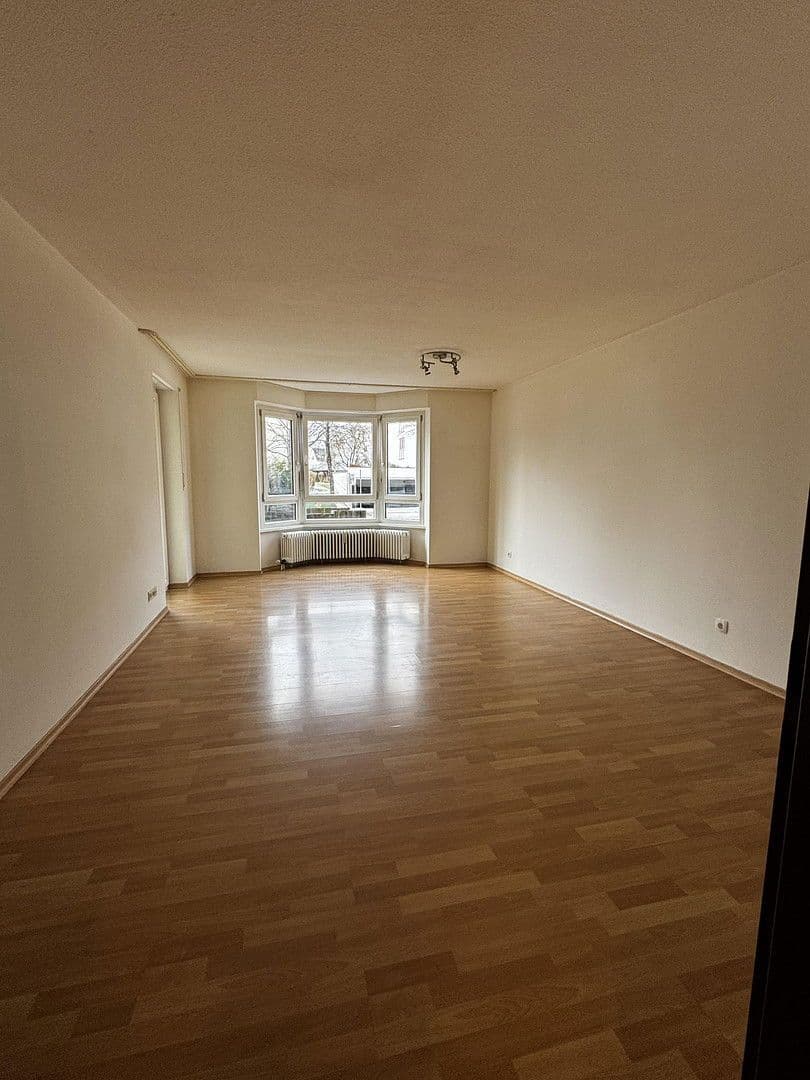 Pronájem bytu 3+1 85 m², Virchowstr. 2, Stadtbergen, Bavorsko Pronájem bytu 3+1 85 m², Virchowstr. 2, Stadtbergen, Bavorsko