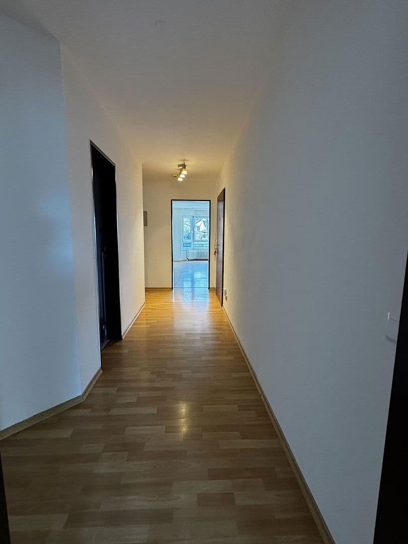 Pronájem bytu 3+1 85 m², Virchowstr. 2, Stadtbergen, Bavorsko Pronájem bytu 3+1 85 m², Virchowstr. 2, Stadtbergen, Bavorsko