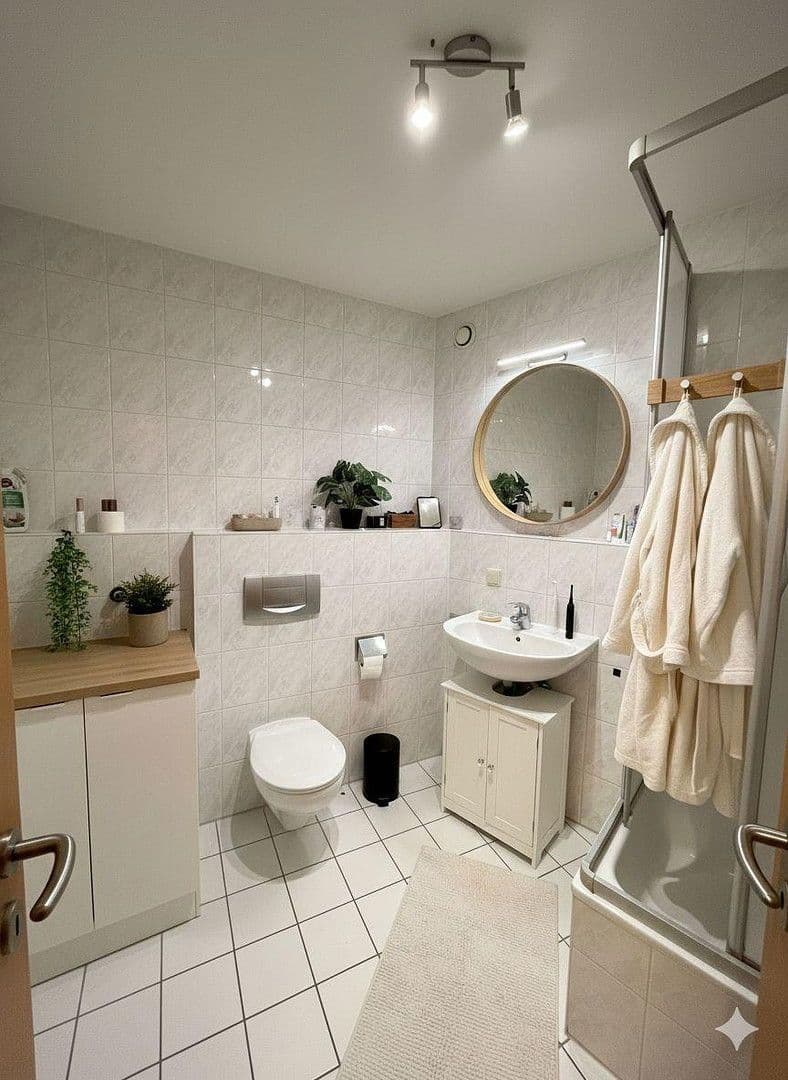 Pronájem bytu 1+1 35 m², Laubestraße 1, Leipzig, Sasko Pronájem bytu 1+1 35 m², Laubestraße 1, Leipzig, Sasko