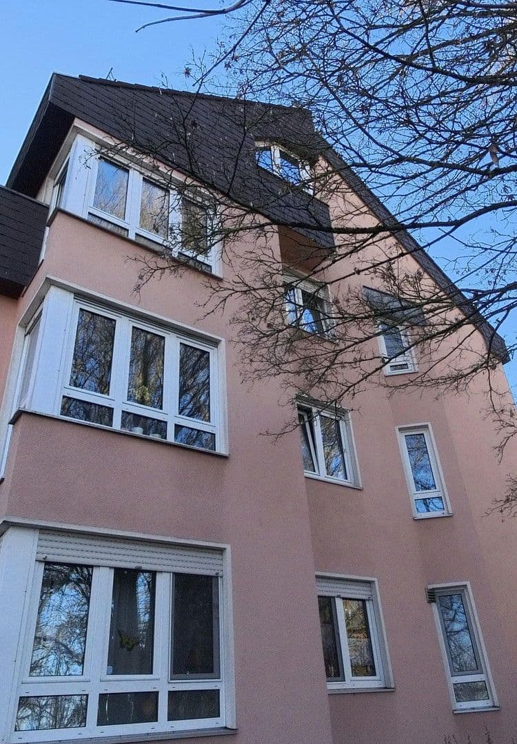 Pronájem bytu 3+1 76 m², Siegelsdorfer Straße 22a, Seukendorf, Bavorsko Pronájem bytu 3+1 76 m², Siegelsdorfer Straße 22a, Seukendorf, Bavorsko