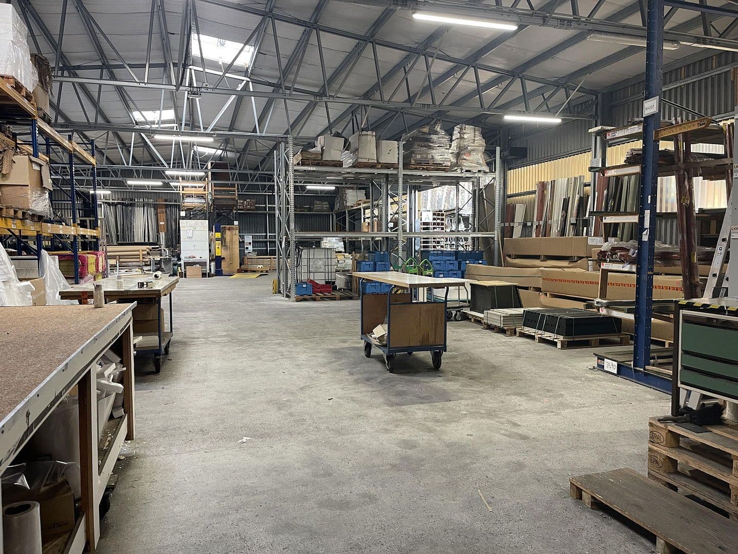 Prodej nebytového prostoru 9.657 m², Borkheide, Braniborsko Prodej nebytového prostoru 9.657 m², Borkheide, Braniborsko