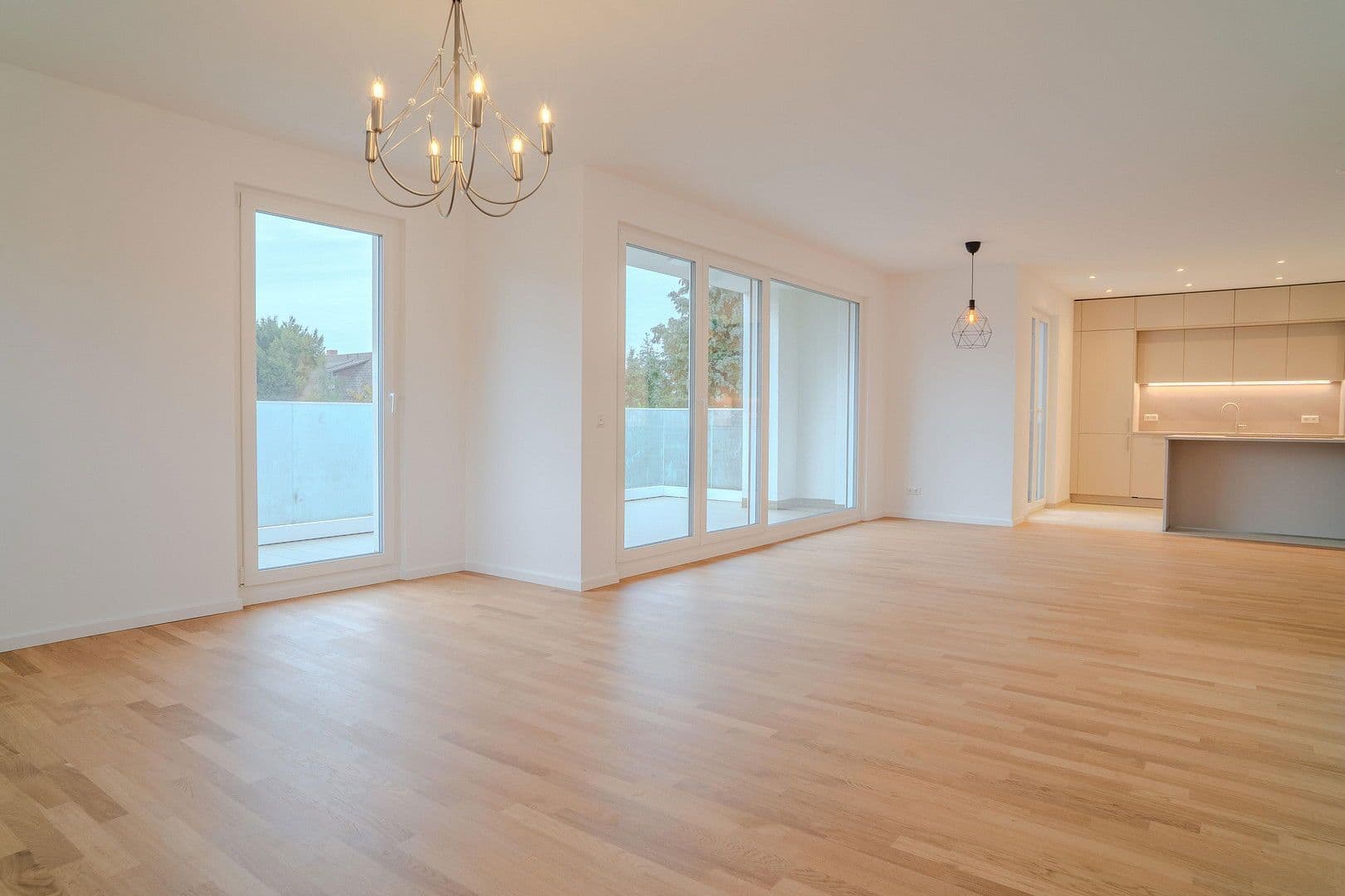 Pronájem bytu 4+1 145 m², An den Postwiesen 1, Frankfurt am Main, Hessen Pronájem bytu 4+1 145 m², An den Postwiesen 1, Frankfurt am Main, Hessen