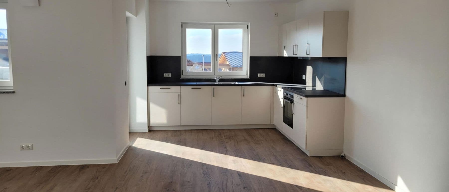 Pronájem bytu 3+1 80 m², Haibach, Bavorsko Pronájem bytu 3+1 80 m², Haibach, Bavorsko