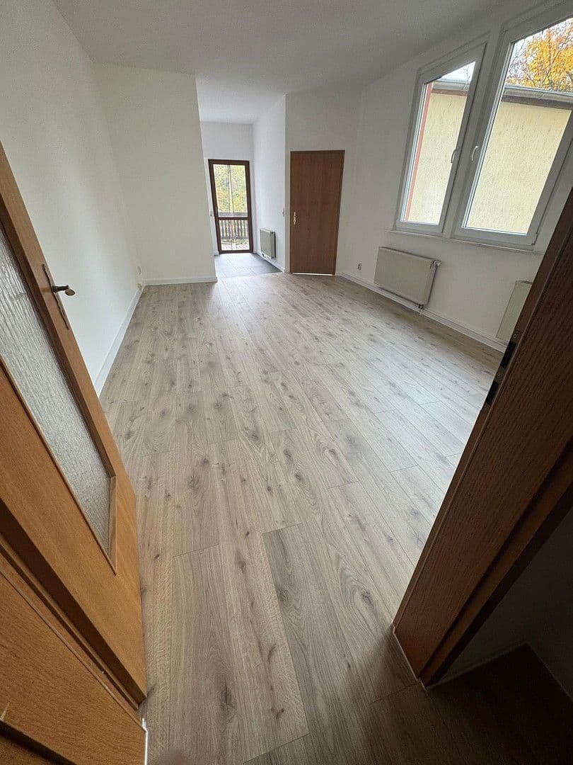 Pronájem bytu 2+1 57 m², Poststraße 40, Naumburg (Saale), Sasko-Anhaltsko Pronájem bytu 2+1 57 m², Poststraße 40, Naumburg (Saale), Sasko-Anhaltsko
