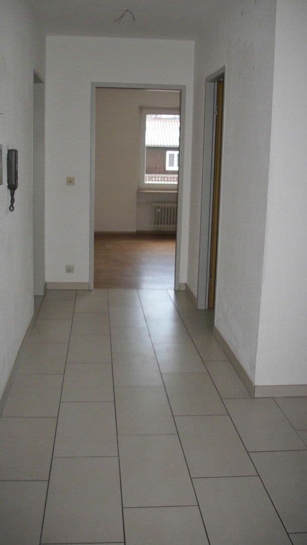 Pronájem bytu 4+1 124 m², Thüringer Str. 3, Straßberg, Bádensko-Württembersko Pronájem bytu 4+1 124 m², Thüringer Str. 3, Straßberg, Bádensko-Württembersko