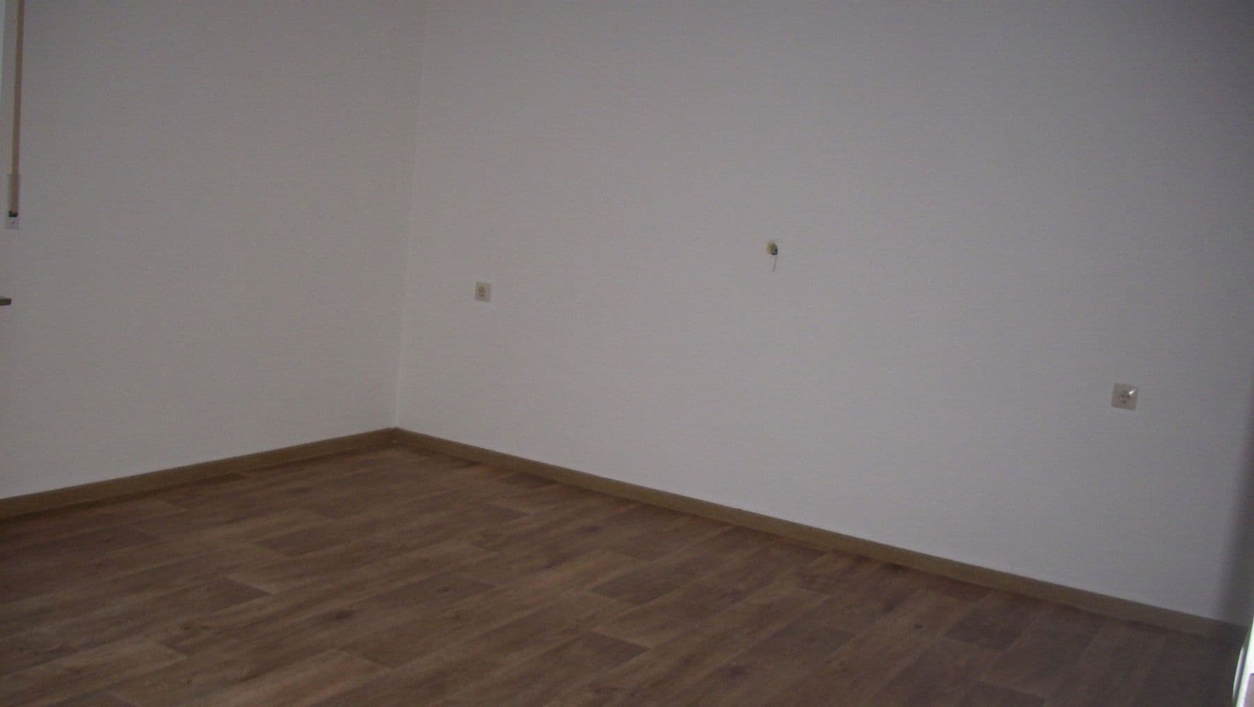 Pronájem bytu 4+1 124 m², Thüringer Str. 3, Straßberg, Bádensko-Württembersko Pronájem bytu 4+1 124 m², Thüringer Str. 3, Straßberg, Bádensko-Württembersko