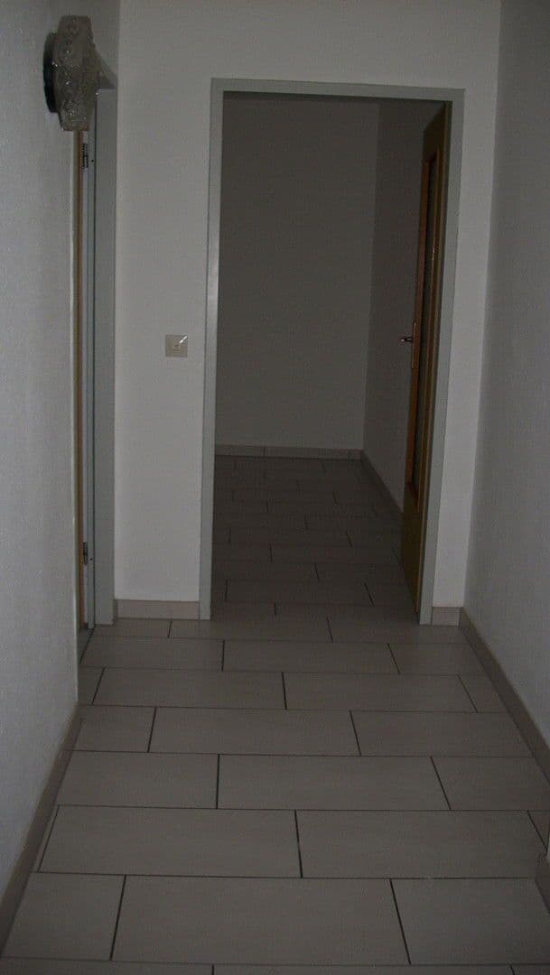 Pronájem bytu 4+1 124 m², Thüringer Str. 3, Straßberg, Bádensko-Württembersko Pronájem bytu 4+1 124 m², Thüringer Str. 3, Straßberg, Bádensko-Württembersko