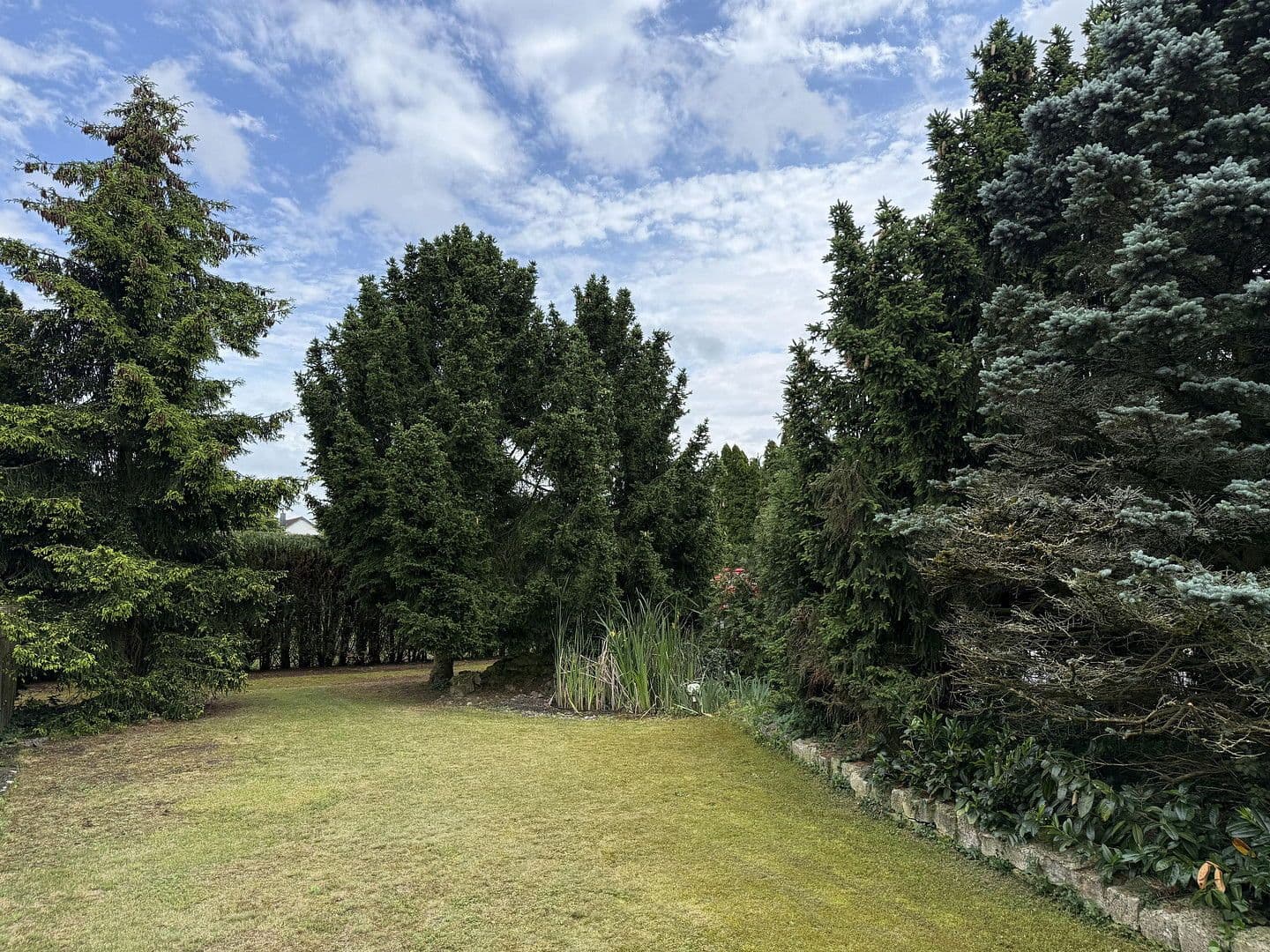 Prodej domu 193 m², pozemek 777 m², Neumarkt in der Oberpfalz, Bavorsko Prodej domu 193 m², pozemek 777 m², Neumarkt in der Oberpfalz, Bavorsko