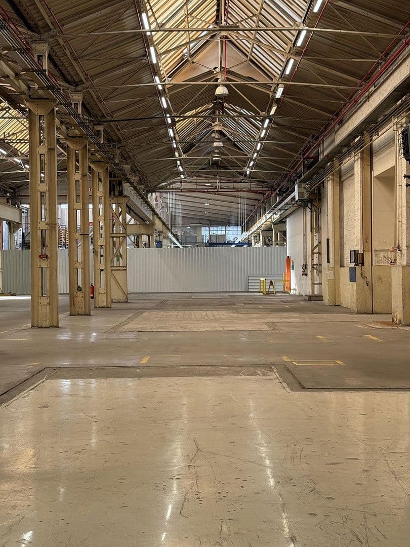 Pronájem nebytového prostoru 2.600 m², Magdeburgerstrasse 37, Gelsenkirchen, Severní Porýní-Vestfálsko Pronájem nebytového prostoru 2.600 m², Magdeburgerstrasse 37, Gelsenkirchen, Severní Porýní-Vestfálsko