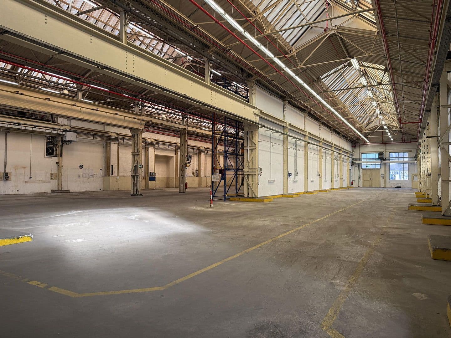 Pronájem nebytového prostoru 2.600 m², Magdeburgerstrasse 37, Gelsenkirchen, Severní Porýní-Vestfálsko Pronájem nebytového prostoru 2.600 m², Magdeburgerstrasse 37, Gelsenkirchen, Severní Porýní-Vestfálsko