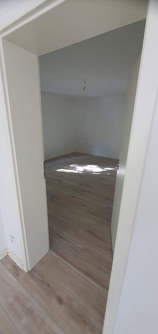 Pronájem bytu 2+1 58 m², Dinnendahlstrasse 40, Oberhausen, Severní Porýní-Vestfálsko Pronájem bytu 2+1 58 m², Dinnendahlstrasse 40, Oberhausen, Severní Porýní-Vestfálsko