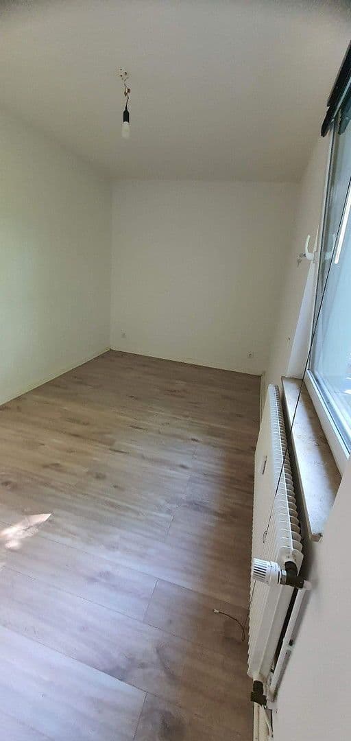 Pronájem bytu 2+1 58 m², Dinnendahlstrasse 40, Oberhausen, Severní Porýní-Vestfálsko Pronájem bytu 2+1 58 m², Dinnendahlstrasse 40, Oberhausen, Severní Porýní-Vestfálsko