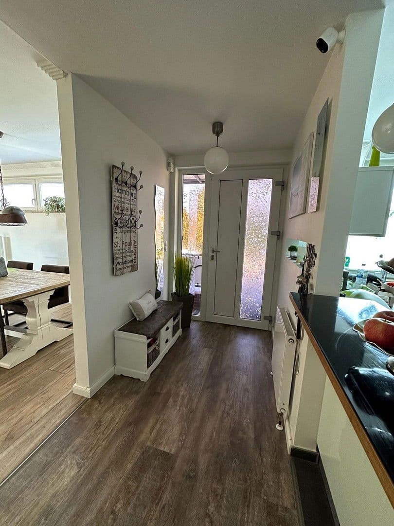 Prodej domu 100 m², pozemek 322 m², Norderstedt, Šlesvicko-Holštýnsko Prodej domu 100 m², pozemek 322 m², Norderstedt, Šlesvicko-Holštýnsko