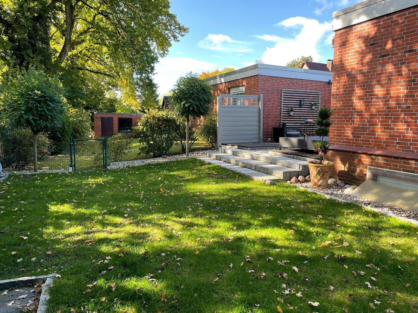 Prodej domu 100 m², pozemek 322 m², Norderstedt, Šlesvicko-Holštýnsko Prodej domu 100 m², pozemek 322 m², Norderstedt, Šlesvicko-Holštýnsko