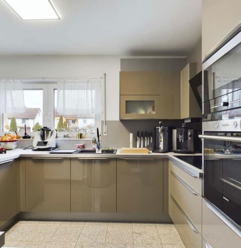 Prodej domu 186 m², pozemek 579 m², Horst-Schork-Str. 93, Ludwigshafen, Porýní-Falc Prodej domu 186 m², pozemek 579 m², Horst-Schork-Str. 93, Ludwigshafen, Porýní-Falc