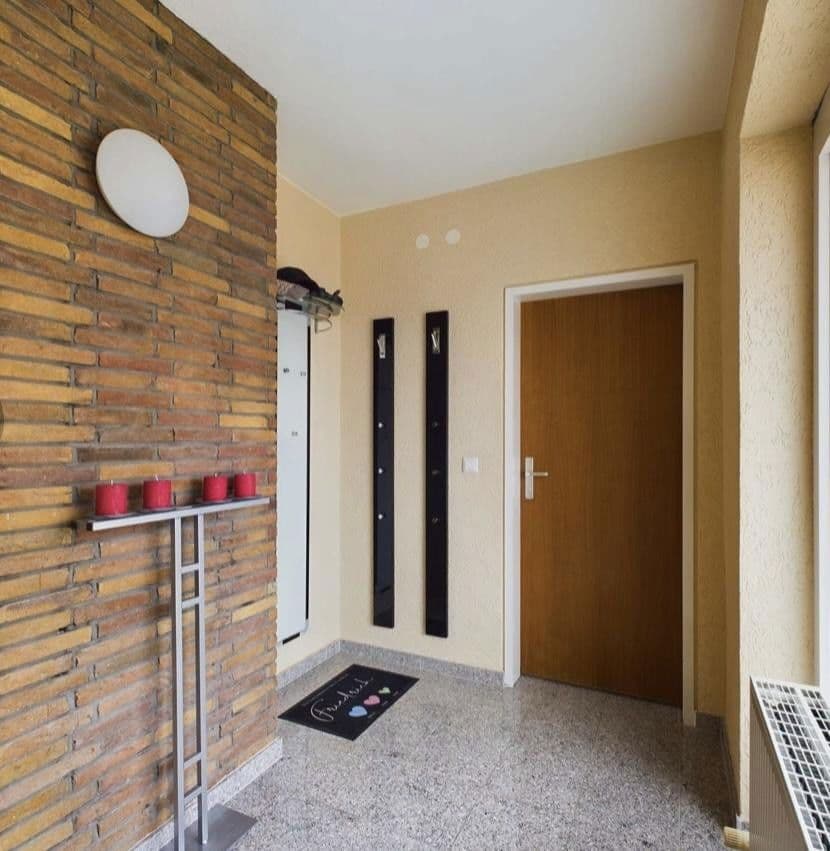 Prodej domu 186 m², pozemek 579 m², Horst-Schork-Str. 93, Ludwigshafen, Porýní-Falc Prodej domu 186 m², pozemek 579 m², Horst-Schork-Str. 93, Ludwigshafen, Porýní-Falc