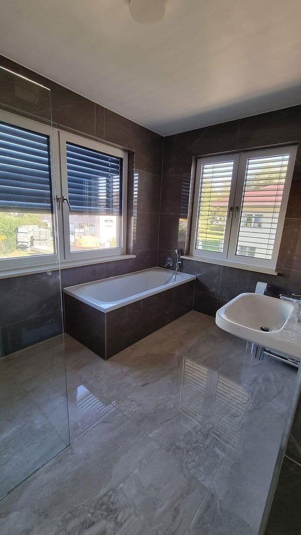 Pronájem domu 197 m², pozemek 485 m², Berlin, Berlín Pronájem domu 197 m², pozemek 485 m², Berlin, Berlín