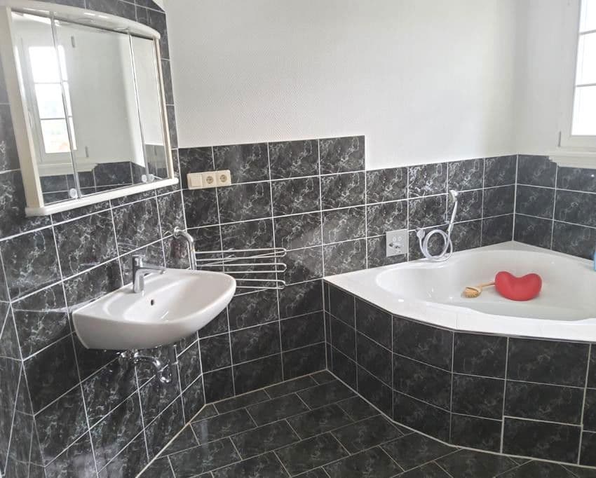 Prodej domu 206 m², pozemek 522 m², Badenweiler, Bádensko-Württembersko Prodej domu 206 m², pozemek 522 m², Badenweiler, Bádensko-Württembersko