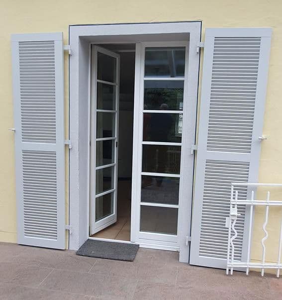 Prodej domu 206 m², pozemek 522 m², Badenweiler, Bádensko-Württembersko Prodej domu 206 m², pozemek 522 m², Badenweiler, Bádensko-Württembersko