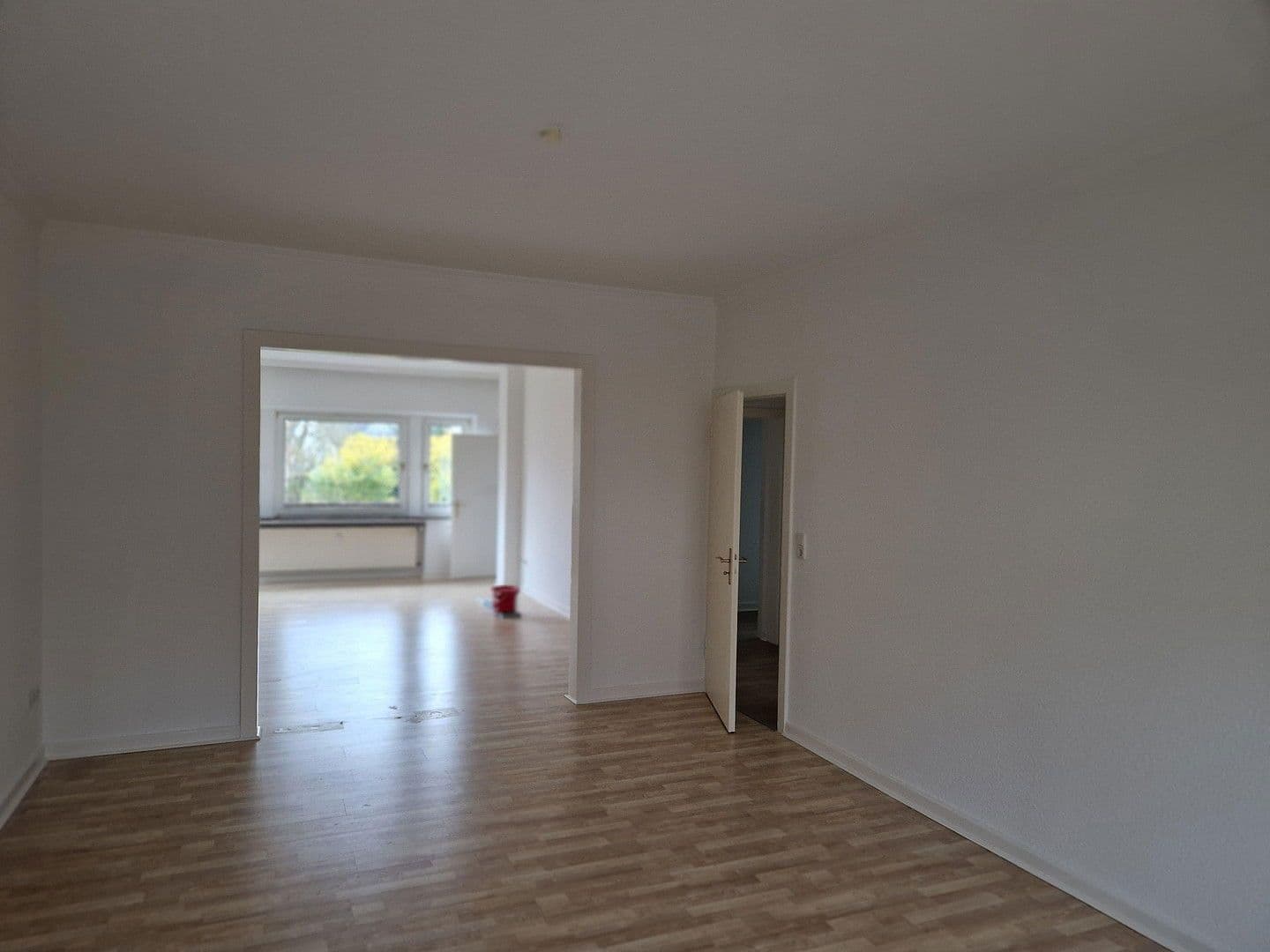 Pronájem bytu 3+1 95 m², Volkhausenstraße 21, Bad Salzuflen, Severní Porýní-Vestfálsko Pronájem bytu 3+1 95 m², Volkhausenstraße 21, Bad Salzuflen, Severní Porýní-Vestfálsko