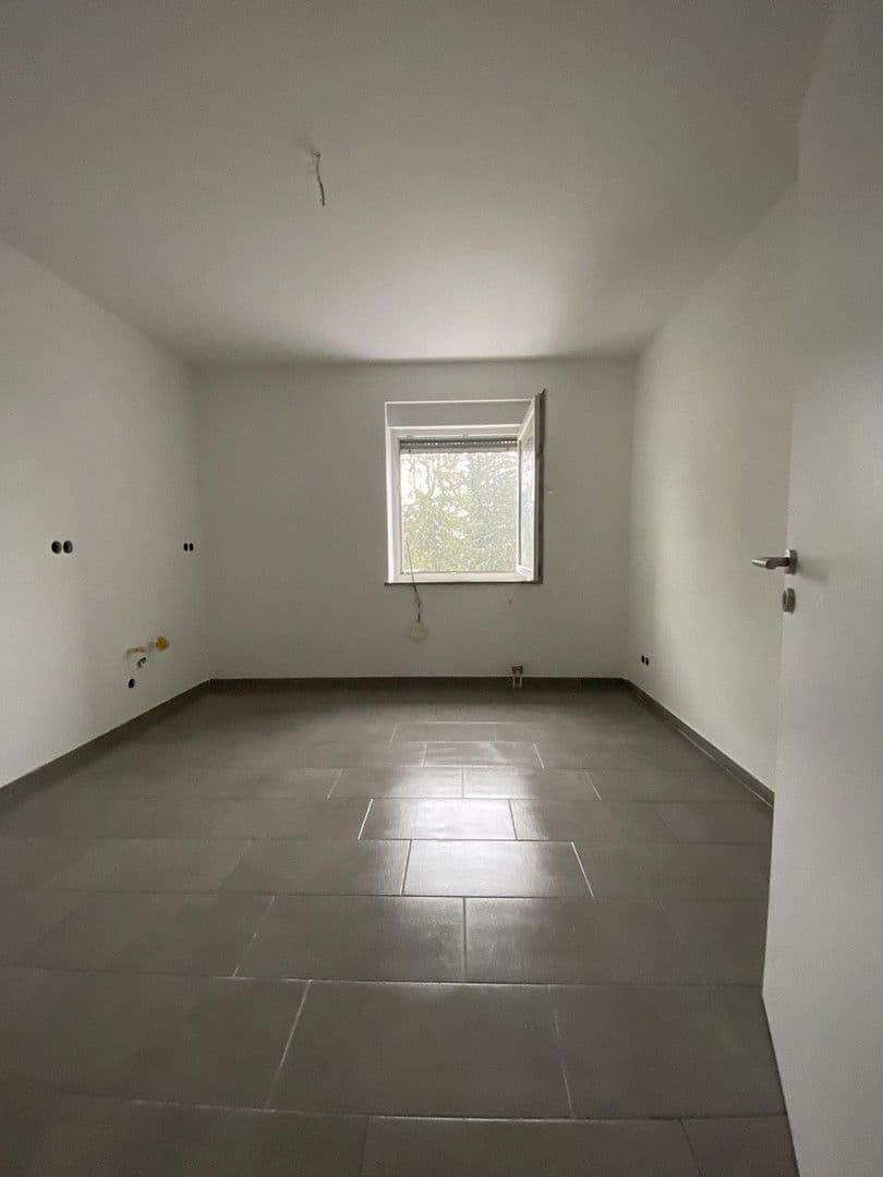 Pronájem bytu 3+1 70 m², Pirmasens, Porýní-Falc Pronájem bytu 3+1 70 m², Pirmasens, Porýní-Falc