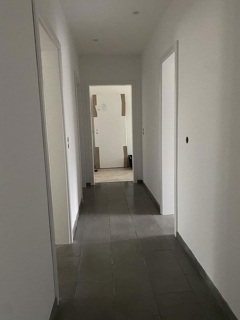 Pronájem bytu 3+1 70 m², Pirmasens, Porýní-Falc Pronájem bytu 3+1 70 m², Pirmasens, Porýní-Falc
